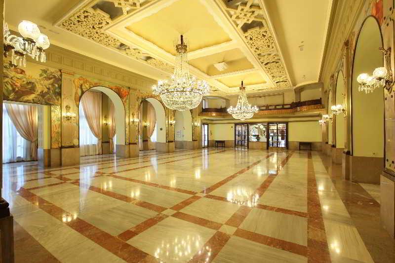 Santa Catalina, A Royal Hideaway Hotel Las Palmas de Gran Canaria Eksteriør billede The lobby of the Grand Hotel