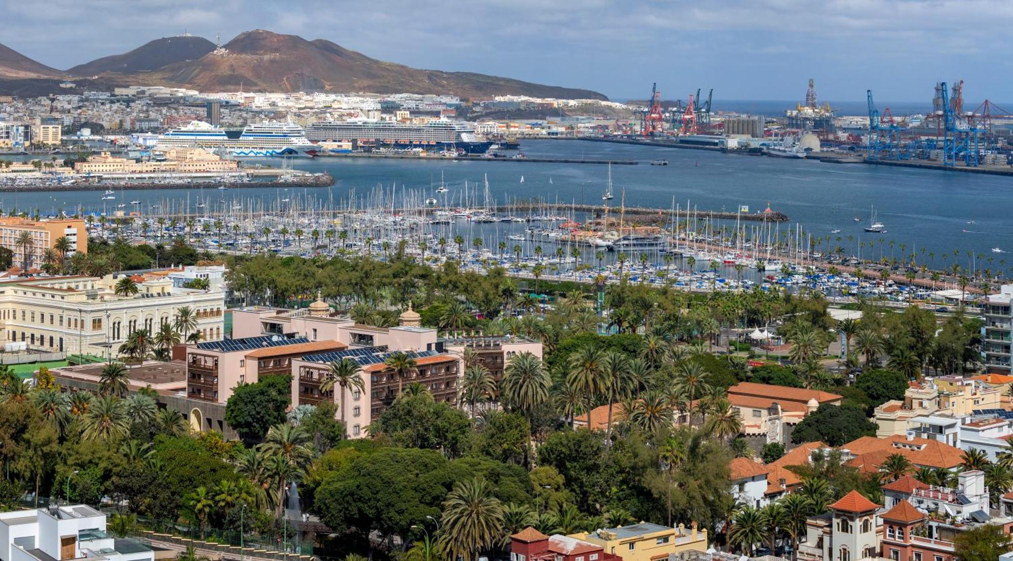 Santa Catalina, A Royal Hideaway Hotel Las Palmas de Gran Canaria Eksteriør billede View of the port of Las Palmas